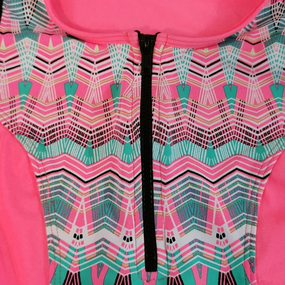 HURLEY WOMEN'S SWIM TOPS - Picture 2 of 10